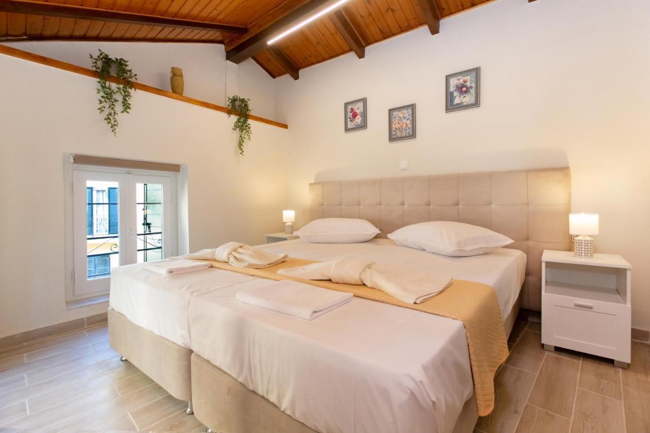 Odisseus Old Town Apartment Corfu  Buitenkant foto