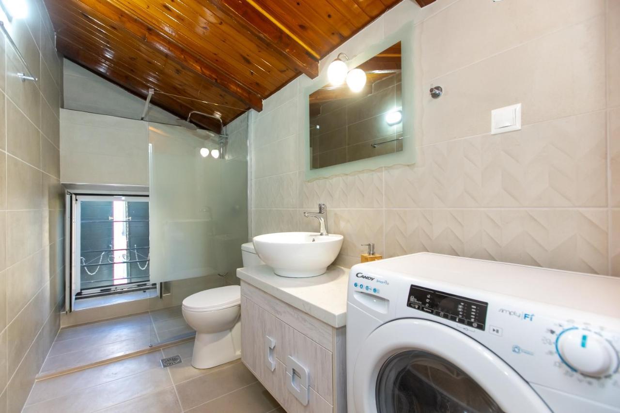 Odisseus Old Town Apartment Corfu  Buitenkant foto